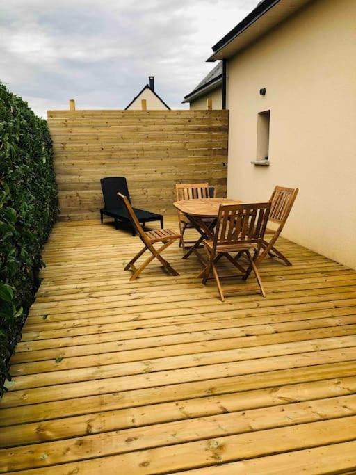 Maisonnette Avec Terrasse Argences المظهر الخارجي الصورة