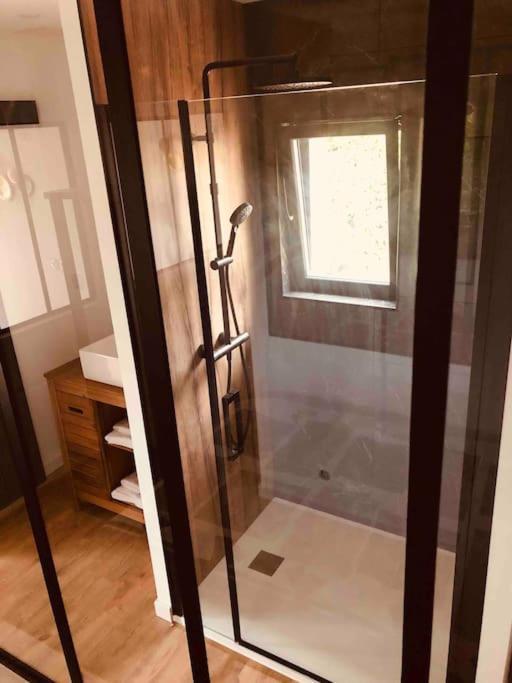 Maisonnette Avec Terrasse Argences المظهر الخارجي الصورة