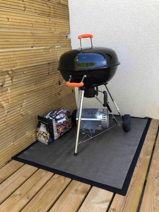 Maisonnette Avec Terrasse Argences المظهر الخارجي الصورة